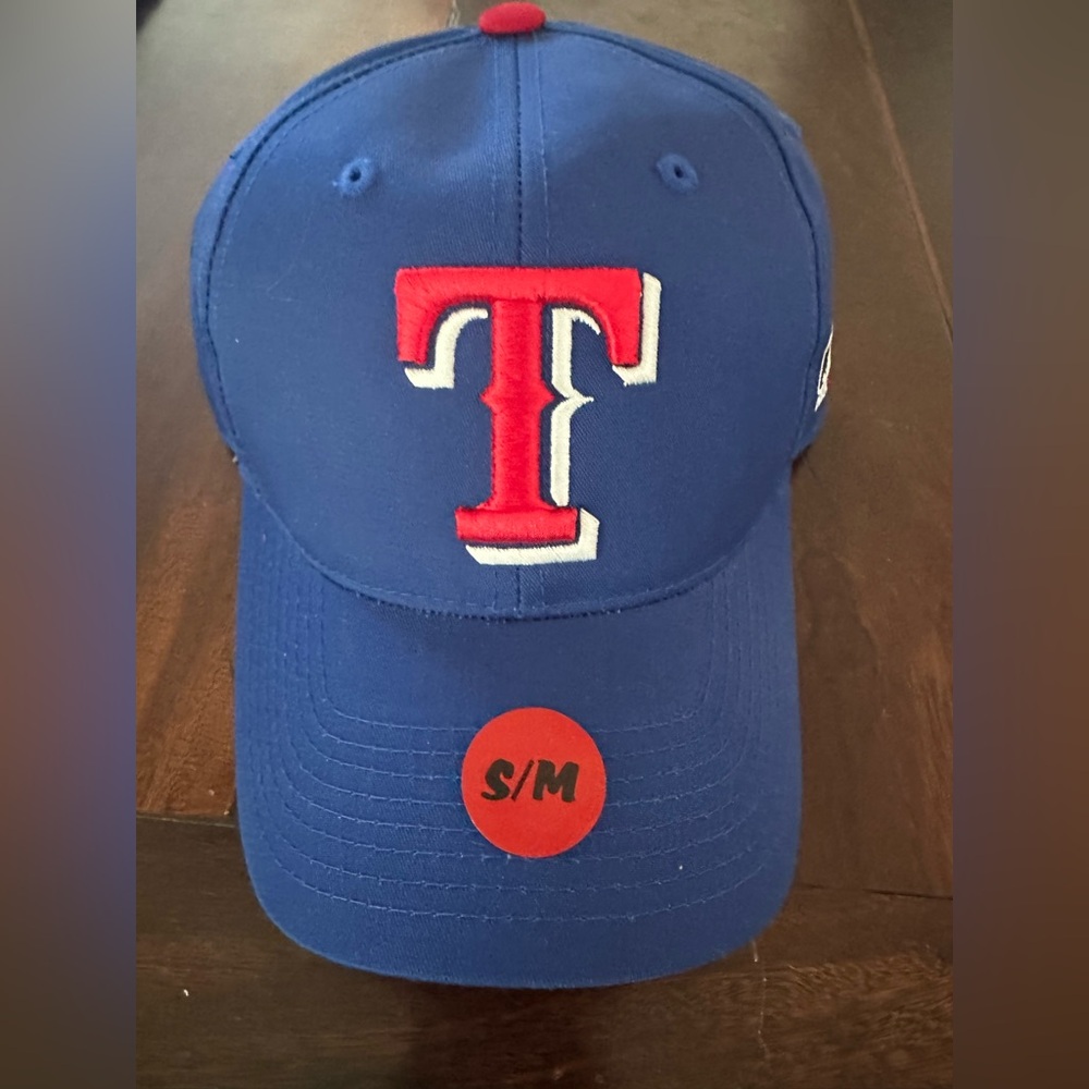MLB Texas Rangers Baseball Hat S/M NWOT
